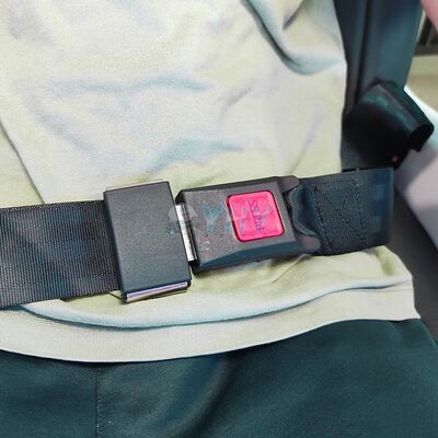 Newest Design Vr Multiplayer Video Game Virtual Reality Games Shooting Sports 9d VR Cinema 4 Seat